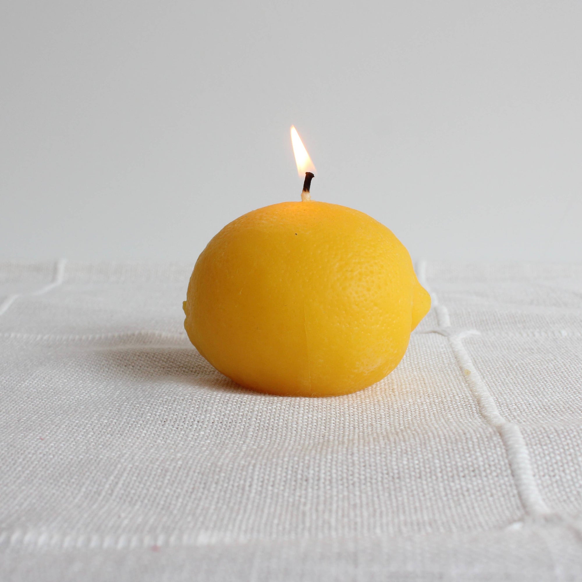 Happy Organics | Lemon Beeswax Candle