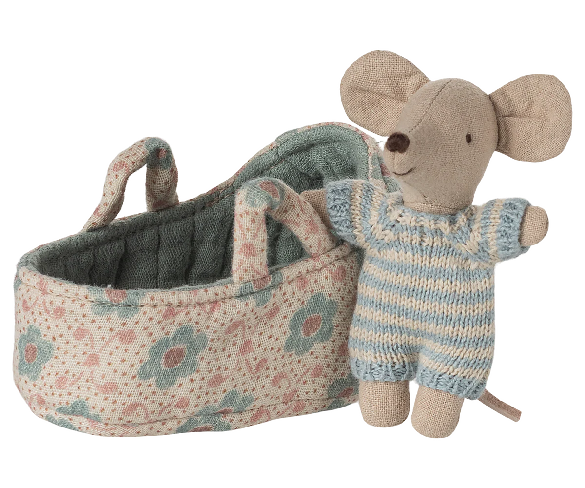 Maileg | Baby Mouse in Cot