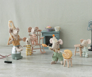 Maileg | Clown Clothes in Suitcase - Little Brother