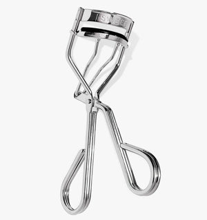 The sweet beauty eyelash curler