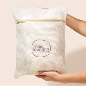 A kind laundry delicates bag. 
