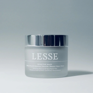 A container of Lesse bioactive mask
