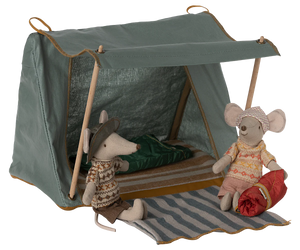 Toy mice with a tent and blanket